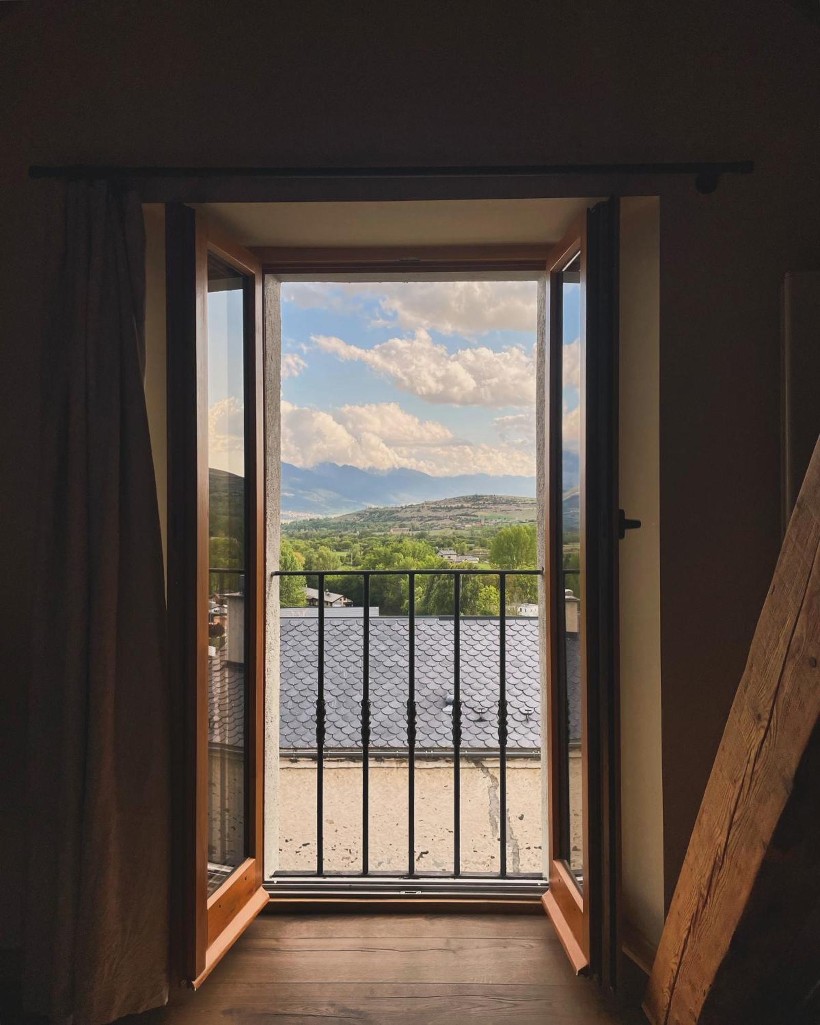 Domaine Agricole Cotze / Casa Rural Enveitg Buitenkant foto